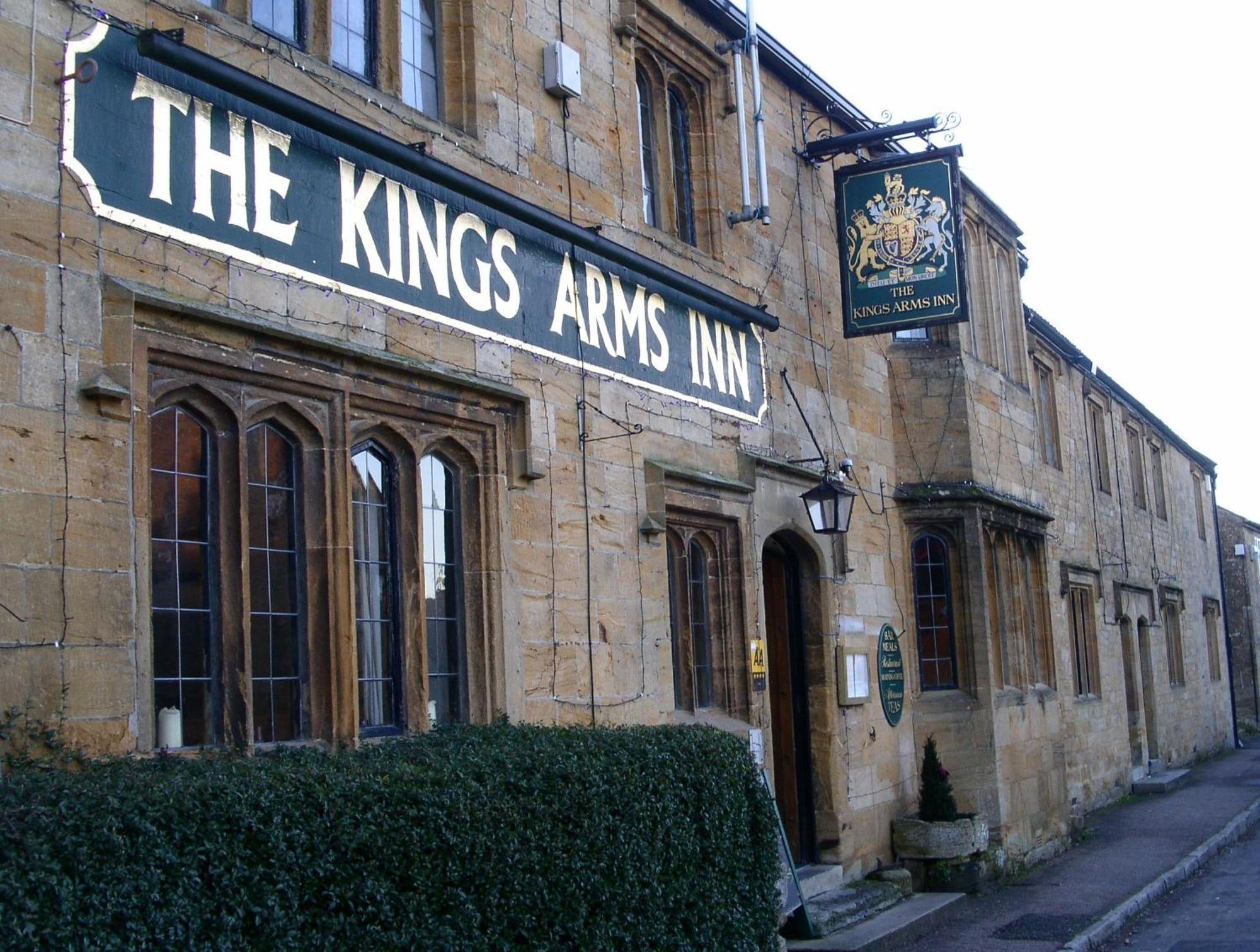 The Kings Arms Inn Montacute Exteriör bild